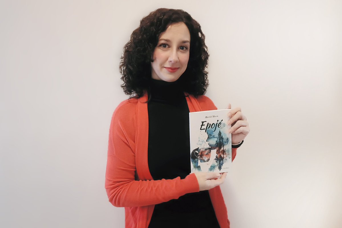 ¿Aún no tienes un ejemplar? 🤦🏻‍♀️
Pídelo en tu librería habitual o a mí personalmente 😉

También en Amazon:
amazon.es/Epoj%C3%A9-Mar…

#Poetry #Poesia #Literatura #Literature #Book #Libro #Amazon