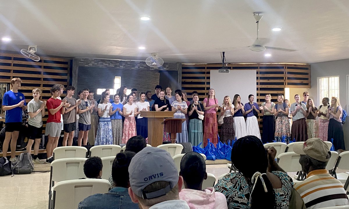 mtparanschool's tweet photo. In partnership with @Child_Sponsors Score International, a team of 45 traveled to the DR for a tremendously impactful journey sharing the Gospel in the sugar cane villages, ministering to schools, and feeding and praying for villagers. #CommUNITYOriented #HandsAndFeetofJesus https://t.co/KPcSSHxuVi