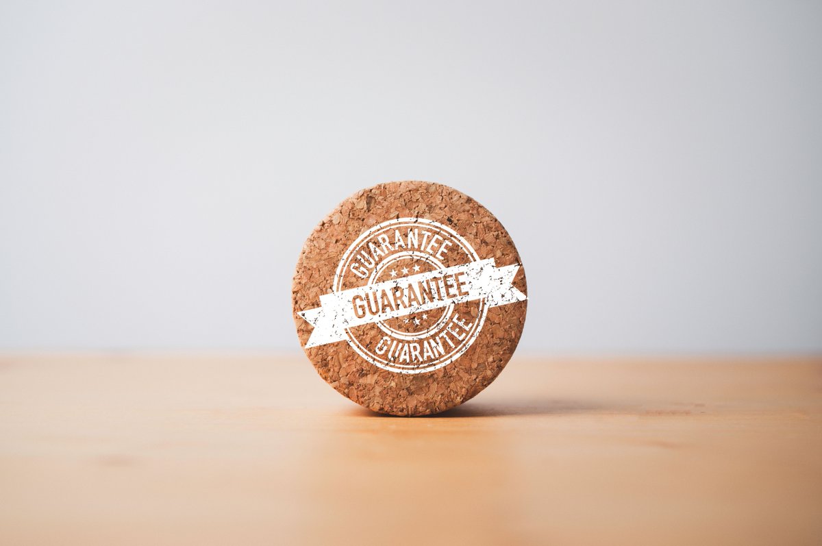 MRLaser101's tweet photo. Test your custom logo knowledge! 💡 What's the best coaster material &amp; how does a logo boost your brand? 🤔 Get yours with Mr Laser! 
 #3Dlaserengraving #laserengraving #CustomCoasters #Branding https://t.co/1uW2cH315X