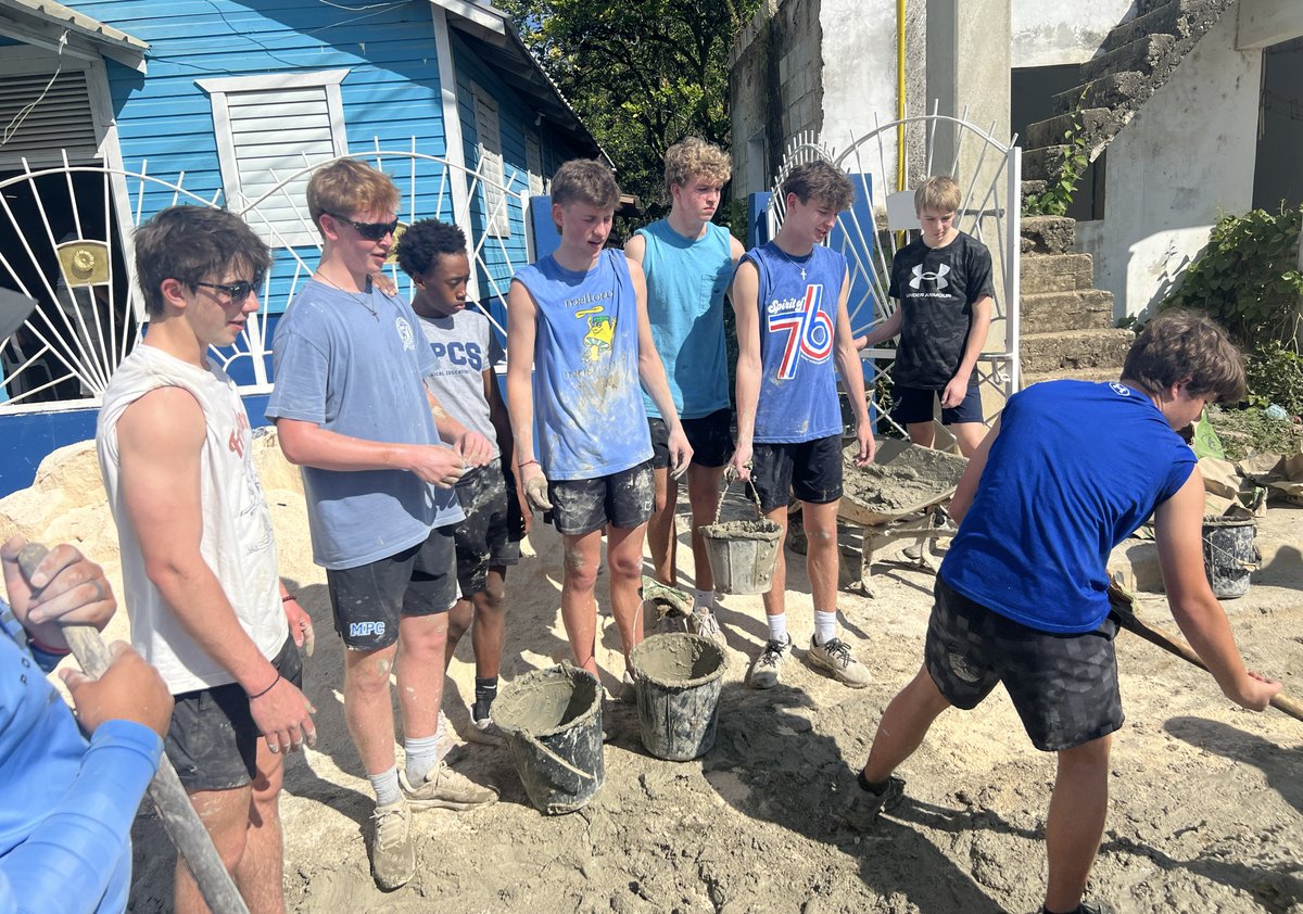 mtparanschool's tweet photo. In partnership with @Child_Sponsors Score International, a team of 45 traveled to the DR for a tremendously impactful journey sharing the Gospel in the sugar cane villages, ministering to schools, and feeding and praying for villagers. #CommUNITYOriented #HandsAndFeetofJesus https://t.co/KPcSSHxuVi