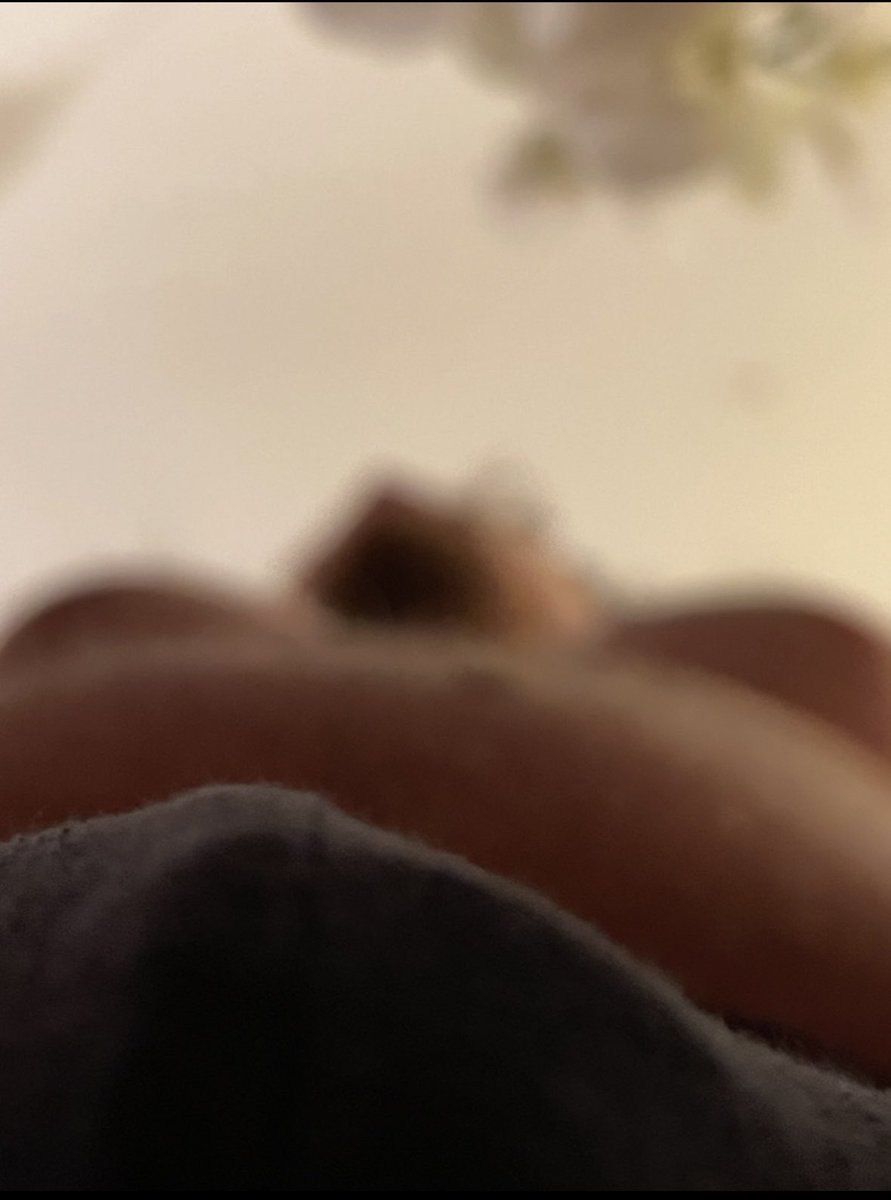 Giant_Asriel's tweet photo. I know some of you would like to climb me!
But dare to try, my little things ๐โจ
A quick note to my fellow artists: feel free to contact me to collaborate ๐โจ
#sizetwitter #shrinkingman #macrophile #macrophilia #macro #giantman #giant #malefeet #gayfeet #bulge #gianthand https://t.co/GKyyQ9JdDT