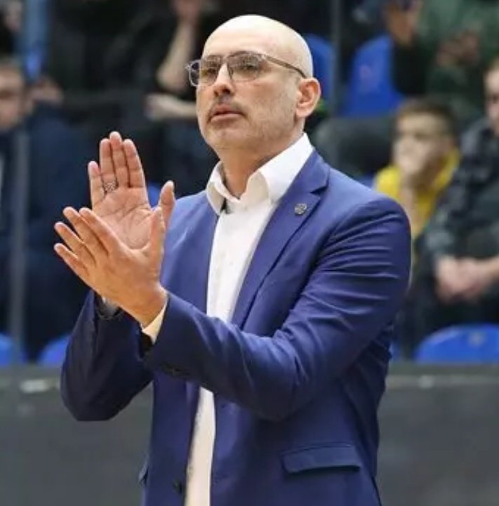 Νέο σύνθημα:
Lukic μαγεία
Τριγωνομετρία...
#iraklisbc