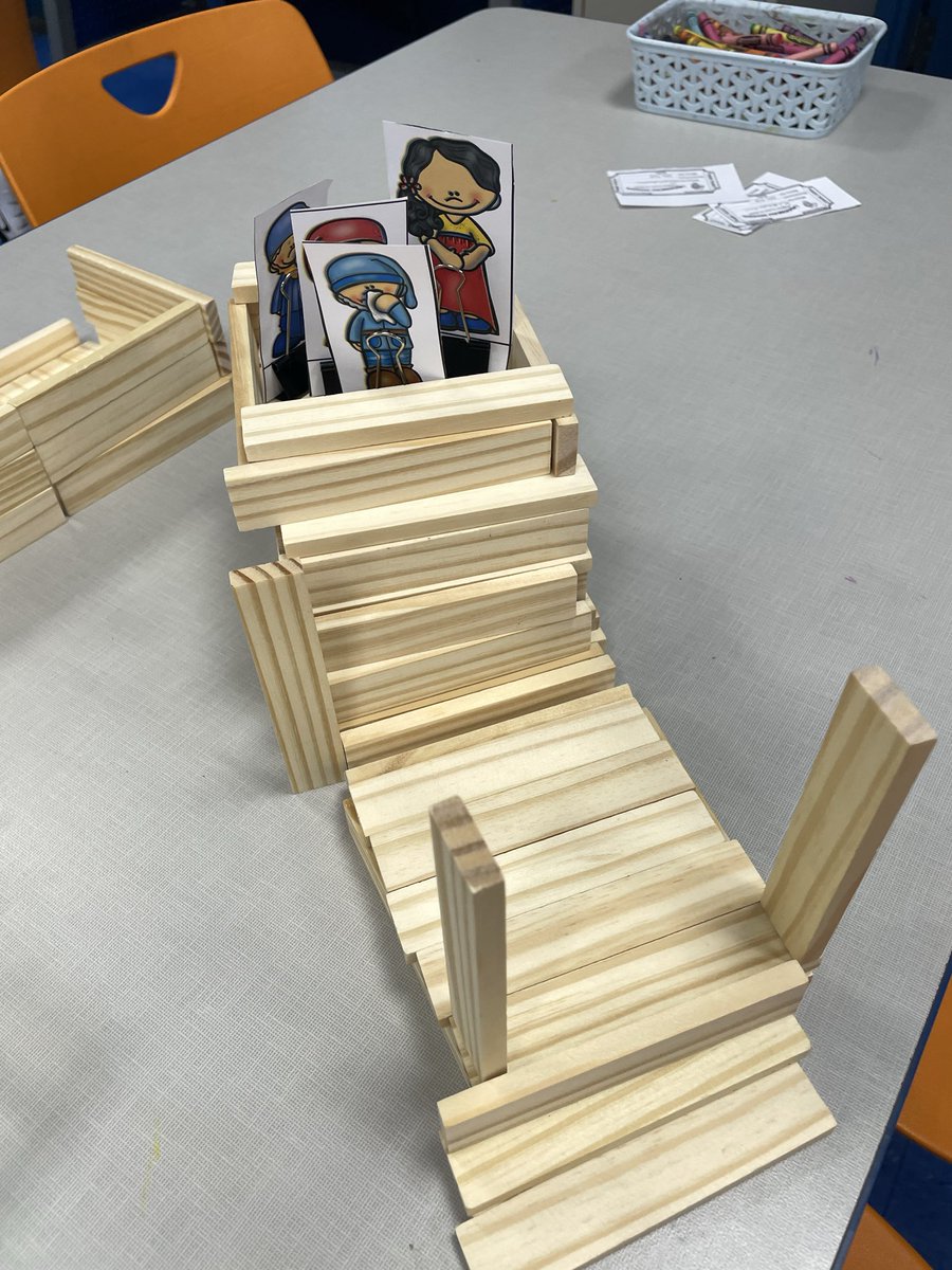 In honor of Black History Month, K-2 will listen to, "Not Quite Snow White" by Ashley Franklin. This story celebrates self-love &amp; breaking stereotypes. K will work on royal crafts &amp; 1-2 will use KEVA planks to build a castle for Snow White and her 7 dwarves to live in. 💜👑