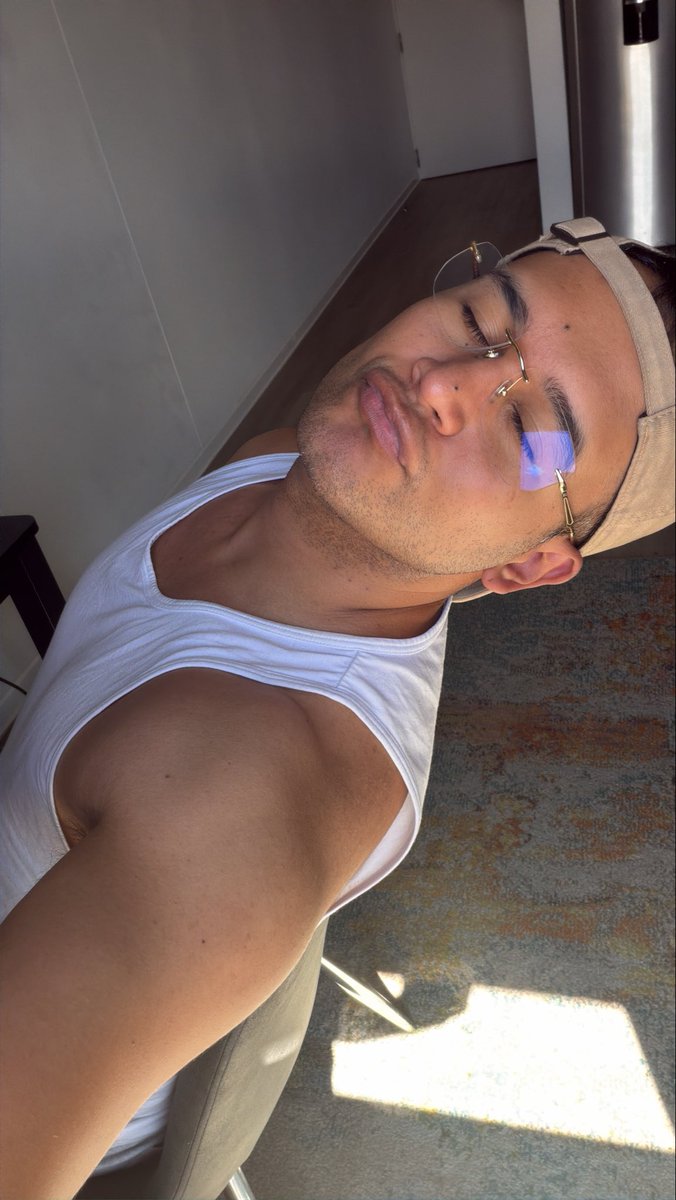 💋