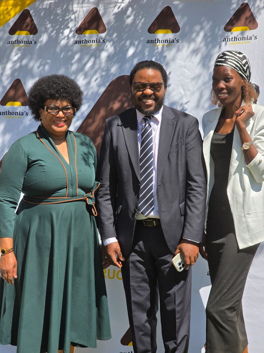 Kolobe 'a Bjatladi tweet media