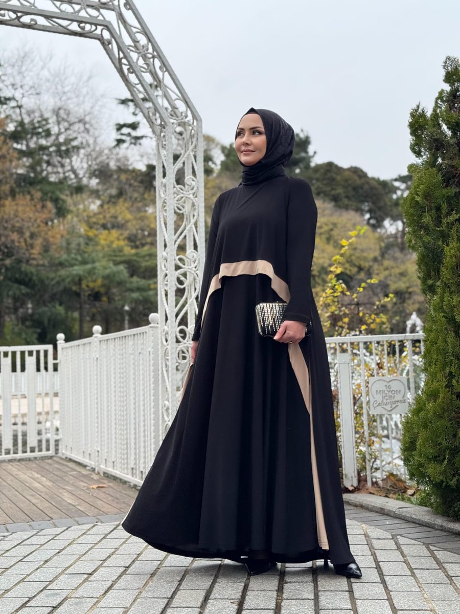 MeryemKul77's tweet photo. Hem rahat, hem asil, hemde çok iddialı şahane elbisemiz stokta 
Sandy kumaş, esnek ve kalitelidir

Fiyat 1400 tl kargo ücreti bizden
1 beden 40-42-44 uyumlu
2 beden 46-48-50 uyumlu
Elbise boy 135-138 cm aralığında

Ürün kodu 9281 https://t.co/3Svk2jQhT2