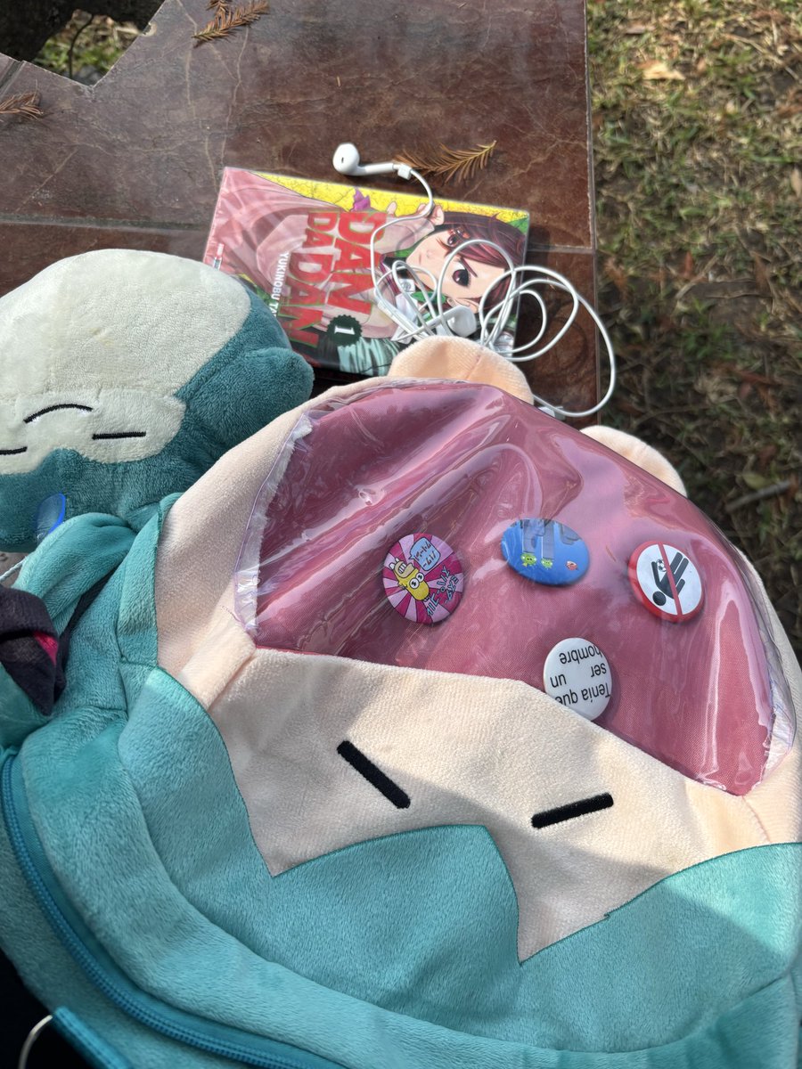 Julieth Squarepants tweet media