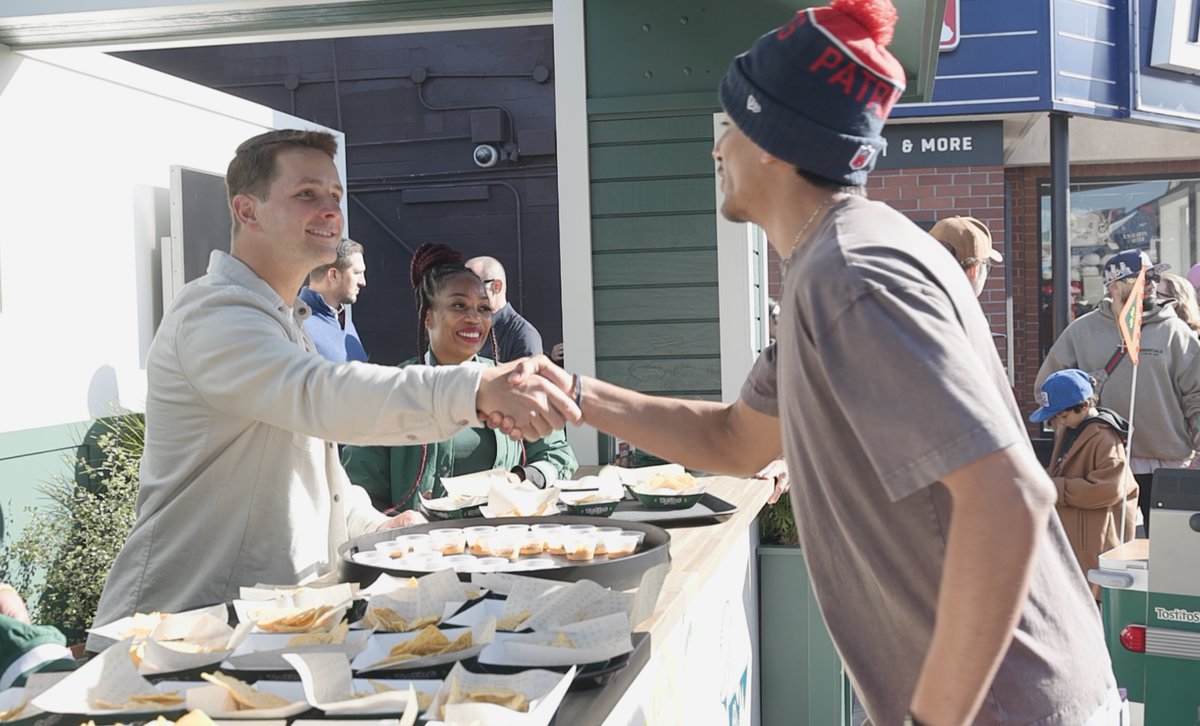 Serve Robotics tweet media