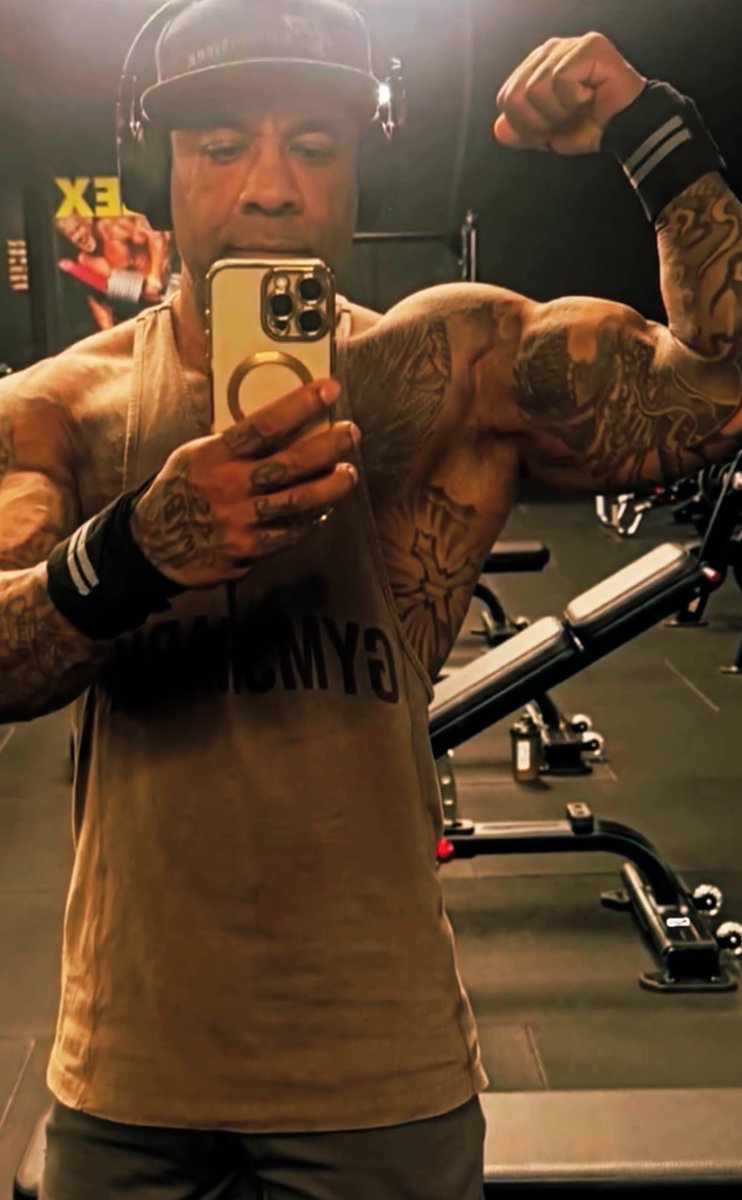 doug_dreams's tweet photo. HOLDER SPOTLIGHT 🔒🐺

Today we spotlight  @Roggysheik  We go wayyyyy back.👊🏻

44 years old. I was always the youngest in our group (38 but 39 this midnight😅) and look at us now,  yeah… we’re getting old.

Father of two, fully dedicated.
He doesn’t scream discipline. He just lives it and breathes it especially in the gym.🐺

Most people love motivation. They post quotes, feel unstoppable for a week… and then disappear faster than their New Year’s resolutions 🤫

Same in the gym. Same in investing.📊

First red candle hits and suddenly everyone’s a victim.  That’s why most never make it.

Rocky gets it. Pretty new to crypto and especially new to X and honestly, I don’t blame him. CT is full of noise anyway. We don’t talk. We do.

Most people could learn from this,  myself included. 
I salute you Brother 🫡

Not your regular holder. Not your regular meme.

That’s $DOUG LIFE 🐺🔥