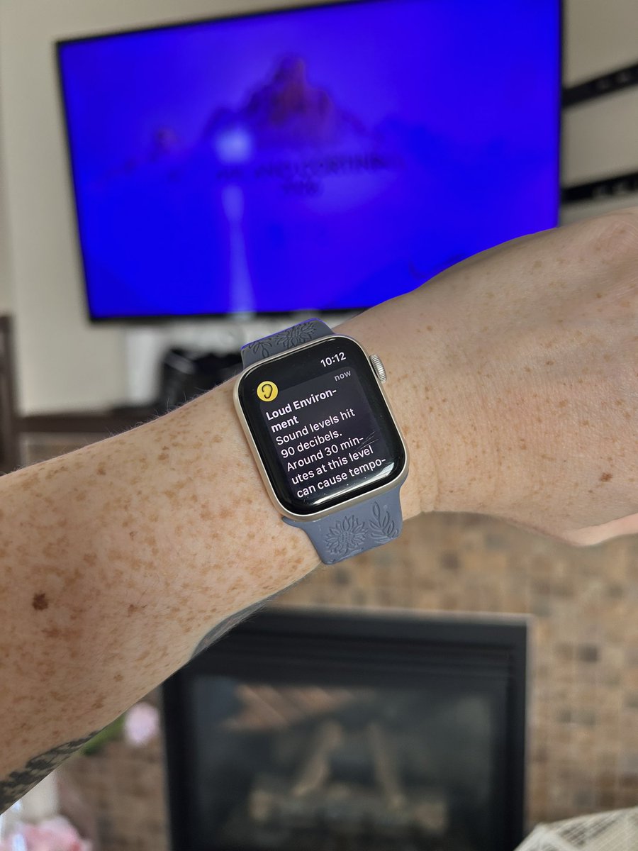 Well my anxiety is through the roof, no voice, makeup all over my face from crying and to boot my phone alert went off. Cue “this is Canada Maple Syrup song” #Olympics2026