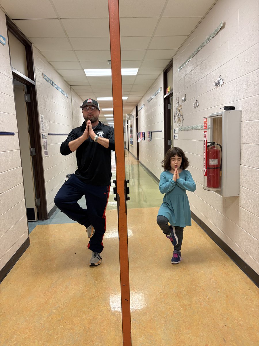 Sara Burkhardt tweet media