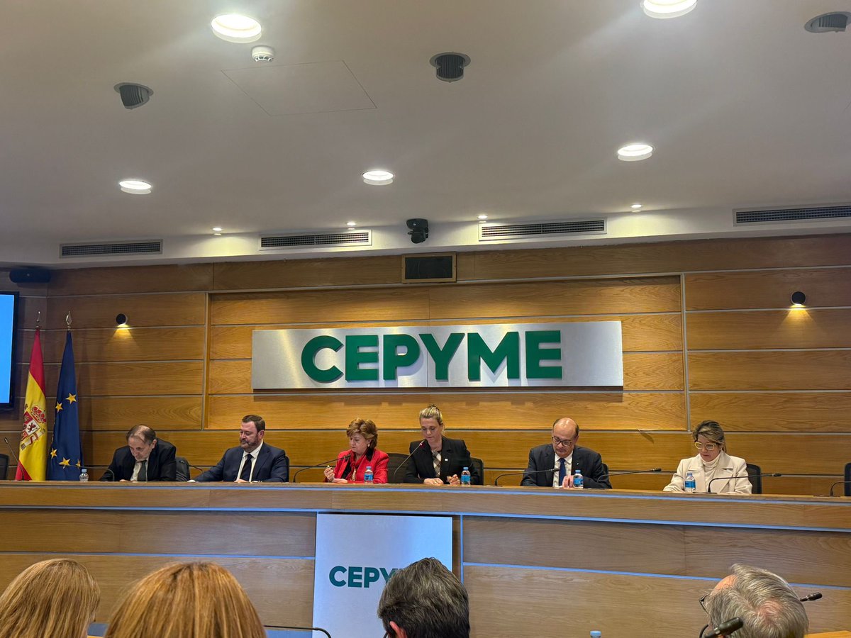coepca's tweet photo. 🔵 Junta Directiva de @cepyme_ 

Hoy hemos participado en la reunión de la Junta Directiva de CEPYME, un espacio clave para el análisis de la situación económica actual y la defensa de los intereses de las pequeñas y medianas empresas. https://t.co/PYCNu0aSGE