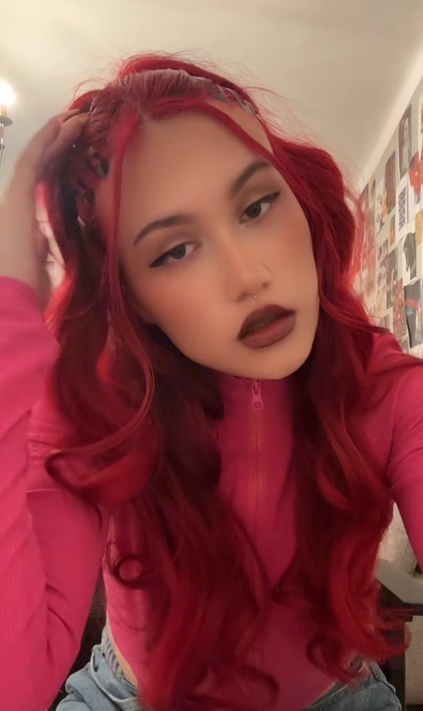 Going out tonight xx 🍯