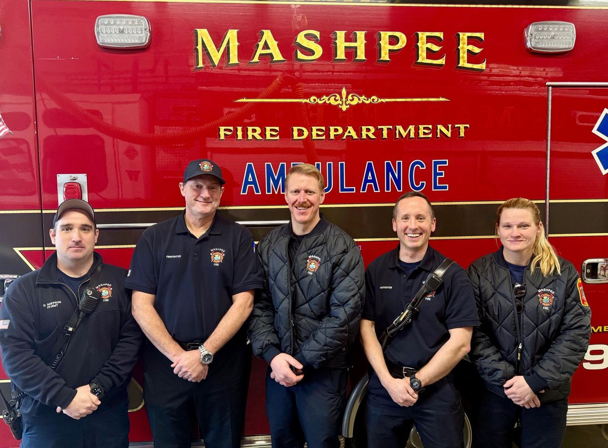 #Mashpee firefighters deliver healthy #baby boy on side of Route 28 capecod.com/cape-wide-news…