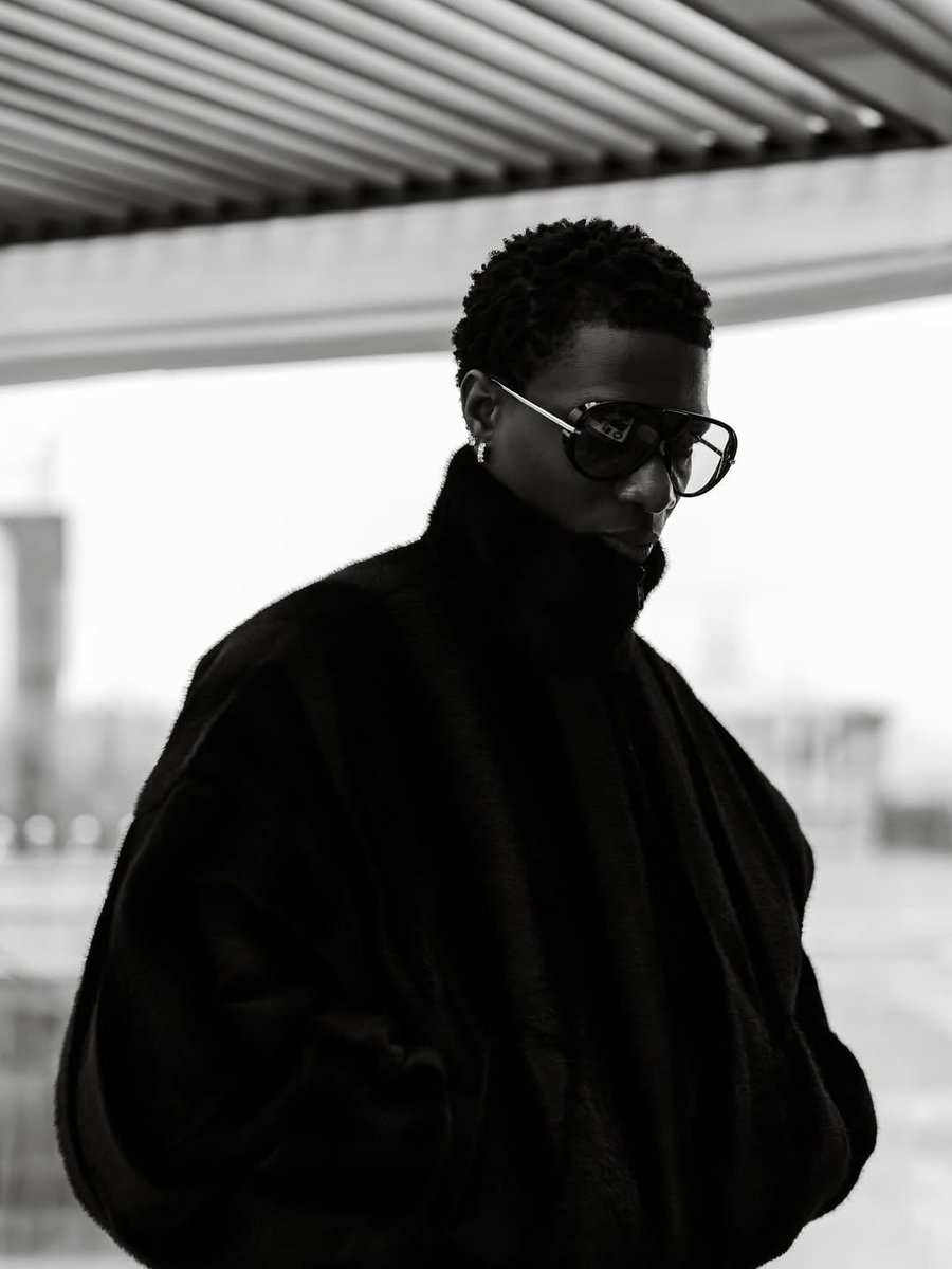 itzbasito's tweet image. Wizkid in Paris 🇫🇷