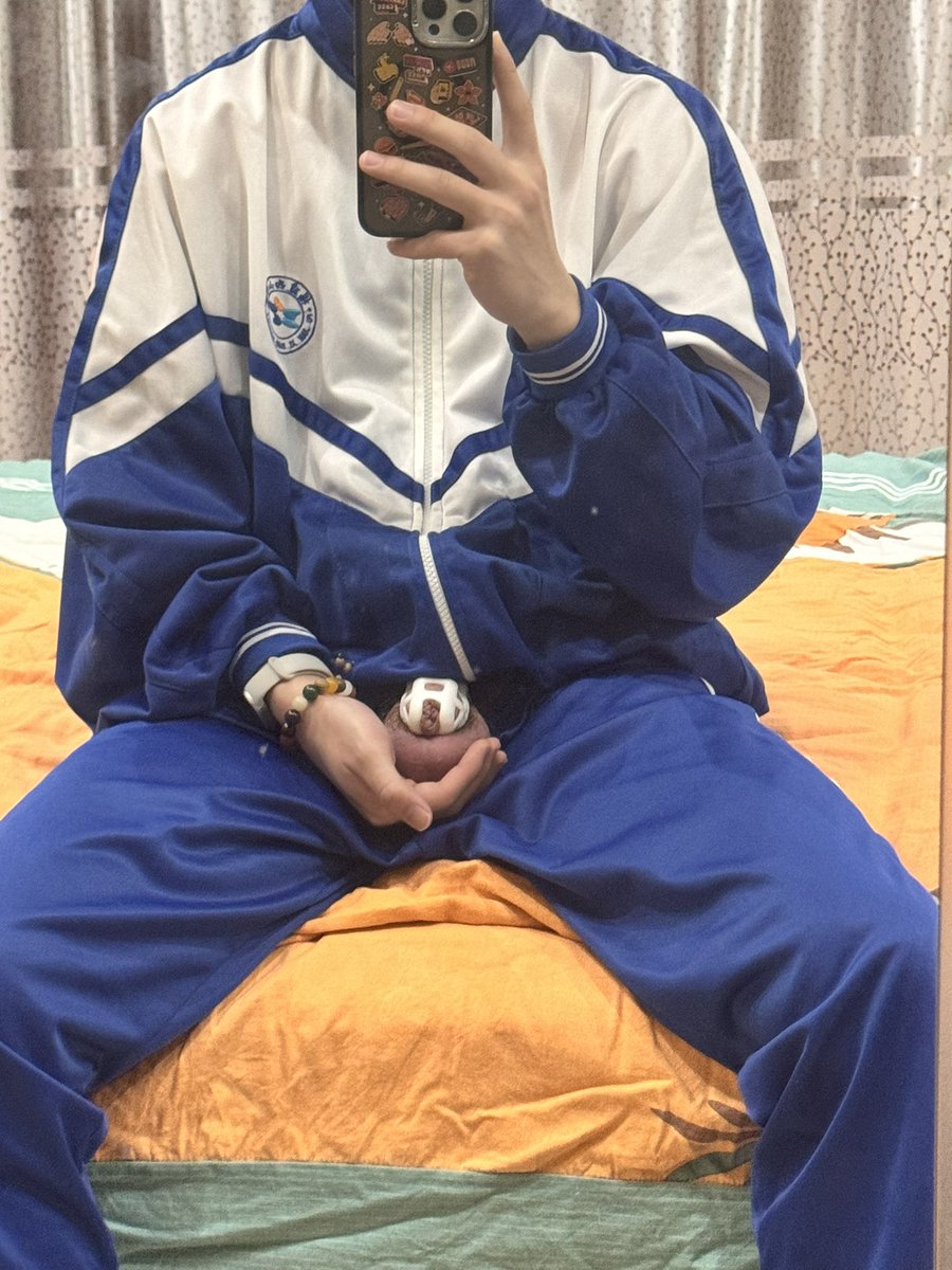 pidxng2001's tweet photo. 新年穿搭
#锁吊 #贞操锁 #锁狗 #锁奴调教 #m #校服 #公0 https://t.co/Z30A70Ou1b