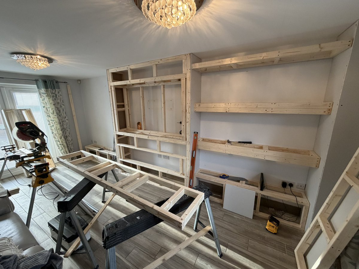 Steve Lewis tweet media