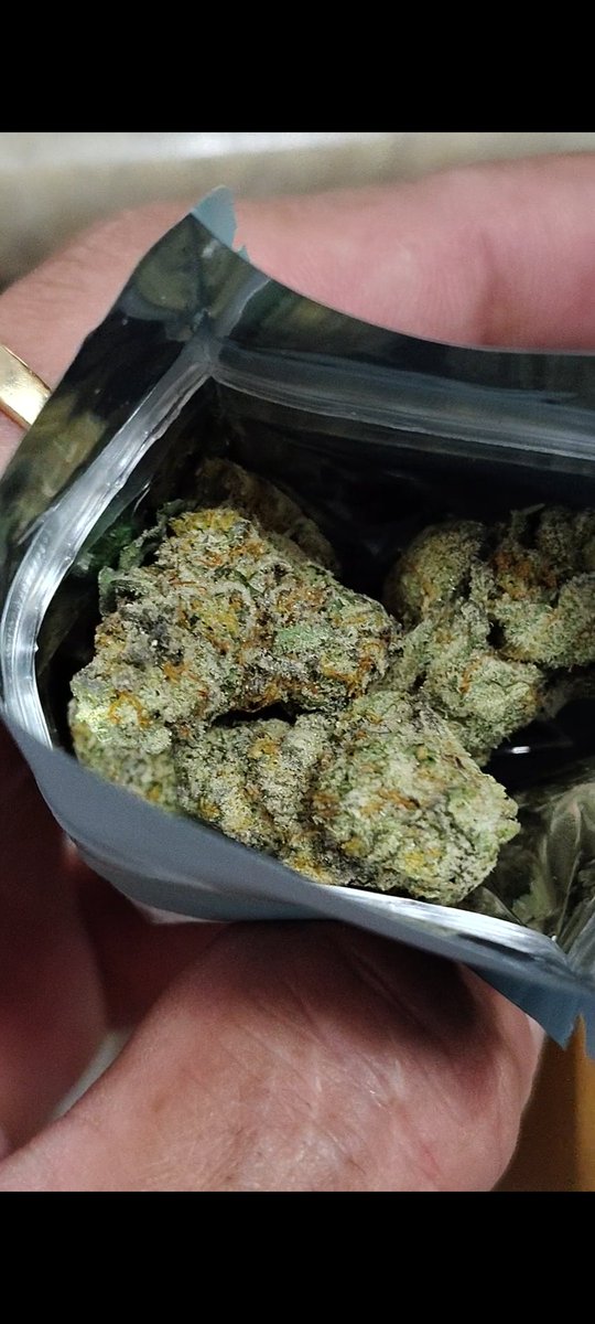 Fernand49034227's tweet image. OG Kush 
#indica #canna #PR420