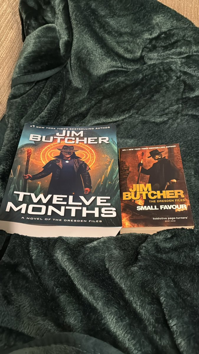 pluckypuddin's tweet photo. @longshotauthor we think we got sent a bootleg copy of Twelve Months on @AmazonUK. Is it actually out in paperback yet? @penguinplatform We’re returning for a refund but just wanted to make you aware in case there are more copies like it. I have saved the link if you need it. https://t.co/odhG5vBfgV