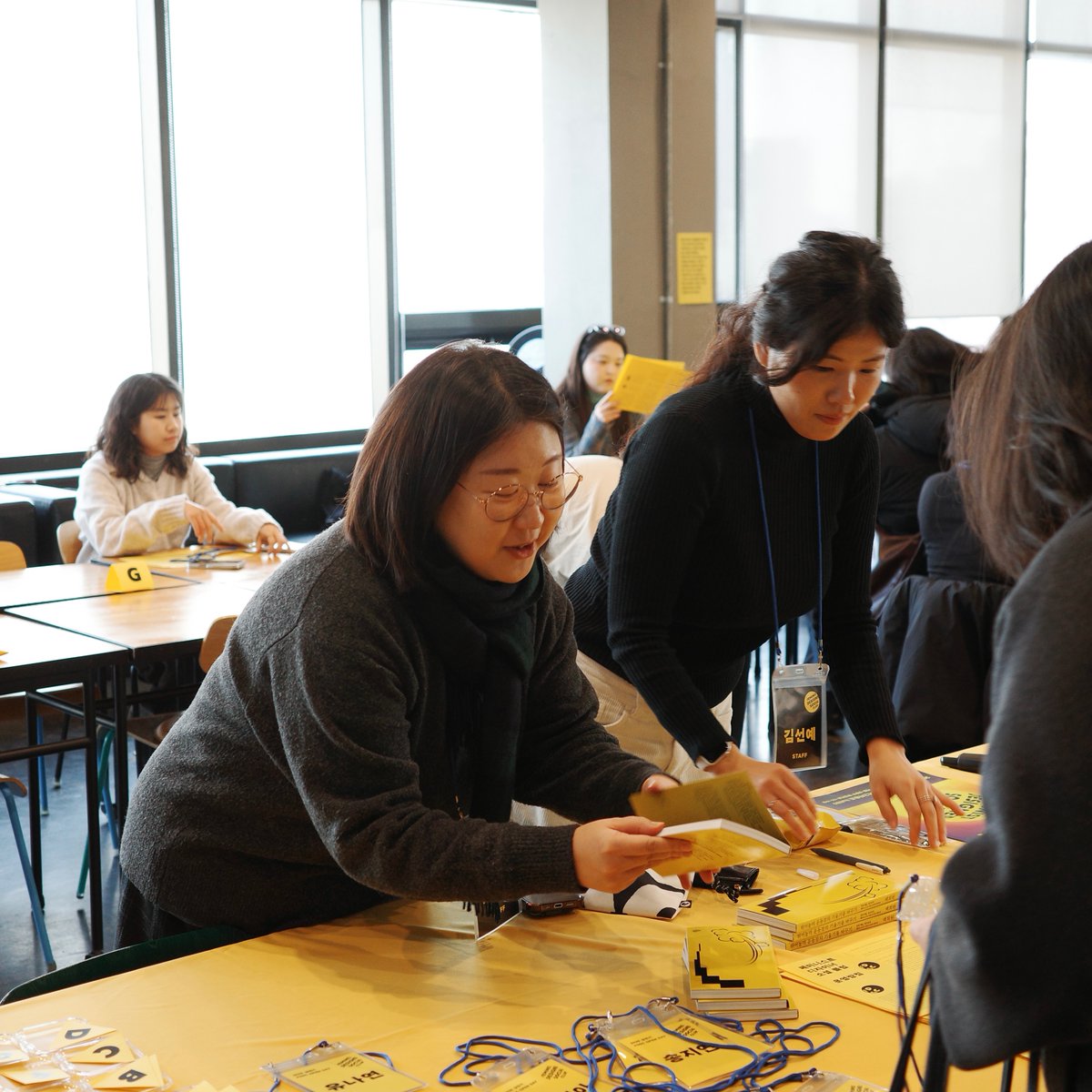 페미니스트 디자이너 소셜클럽 tweet media