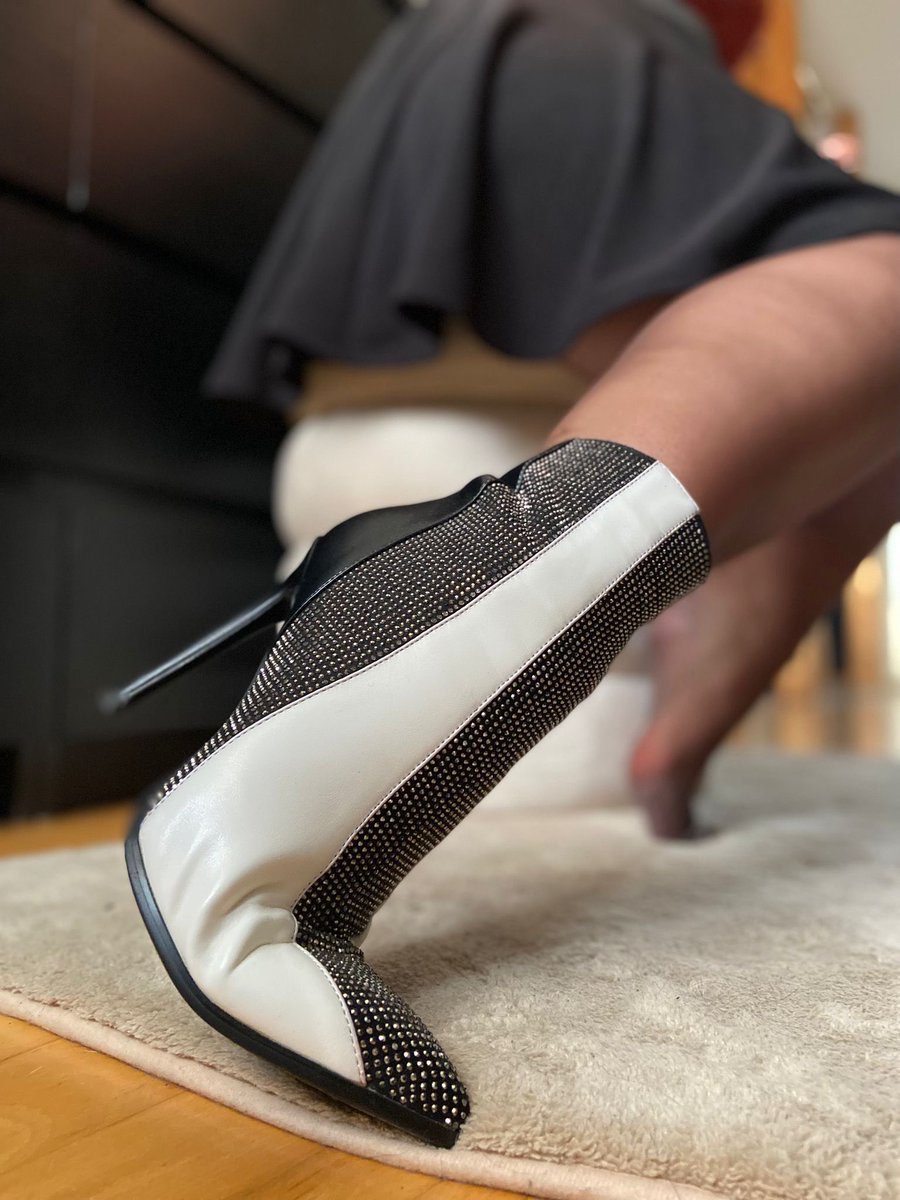 Brave Jungs fragen nicht, sie knien &amp; drücken ab! Wozu gehörst du? 🙇🏽

<a href="/rt_feet/">Feet RT PROMO 💯K</a> <a href="/RTDoms/">FemDom Promo</a> <a href="/FaDo_FinSupport/">FaDo - Findom Support</a> 

Findom Moneydom