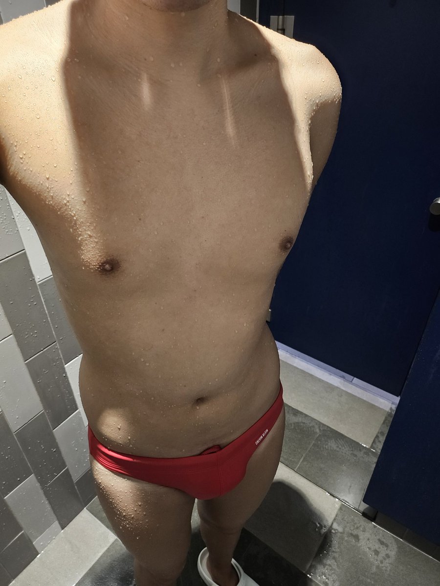 awwweeeye's tweet photo. Huat ah!
#cavinklein #speedo #競パン #Vパン #ビキニ https://t.co/42XHD6udmx