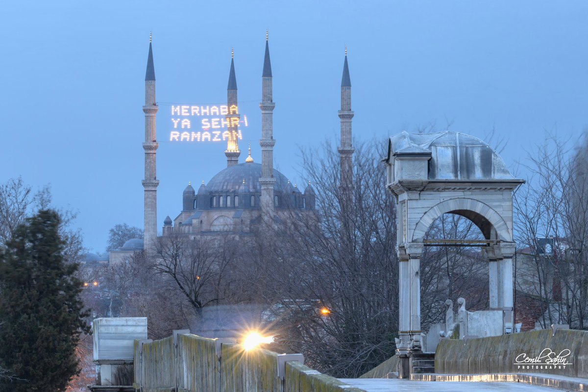 zevkiselimtr's tweet photo. Hoş geldin Yâ Şehr-i Ramazan 

📍Edirne 
📷 @cemilsahinfoto 

#ramazan #edirne #fotoğraf https://t.co/gaWM4taSHj