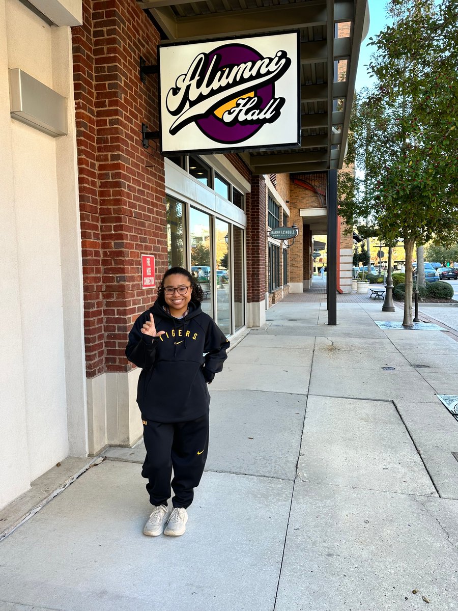 Alumni Hall LSU tweet media