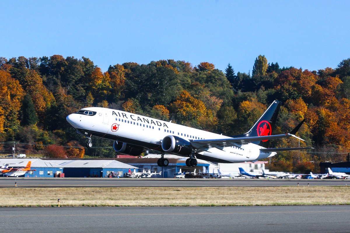 OnAviation_EN's tweet photo. Air Canada will fly to Mexico more than ever next summer with a new route from Montreal to Guadalajara, operating three times a week, and increased frequencies to other destinations such as Puerto Vallarta and Cancun. There will be 10 daily flights between Canada and Mexico https://t.co/OXUZHXKJHL
