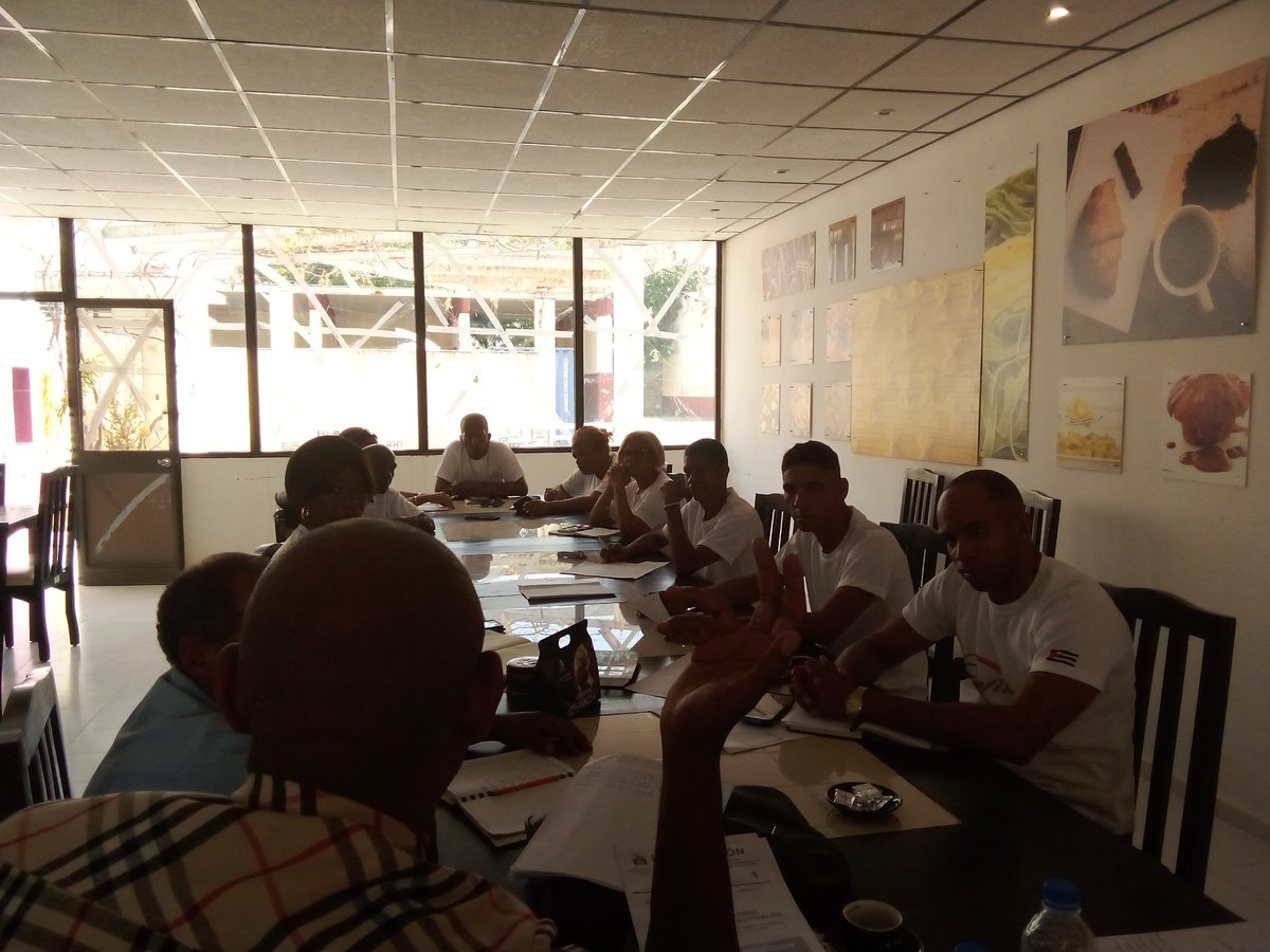 #StgodeCuba  Fabrica Pastas y Caramelos un colectivo que tiene el reto de explotar su capacidad fabril y su capital humano