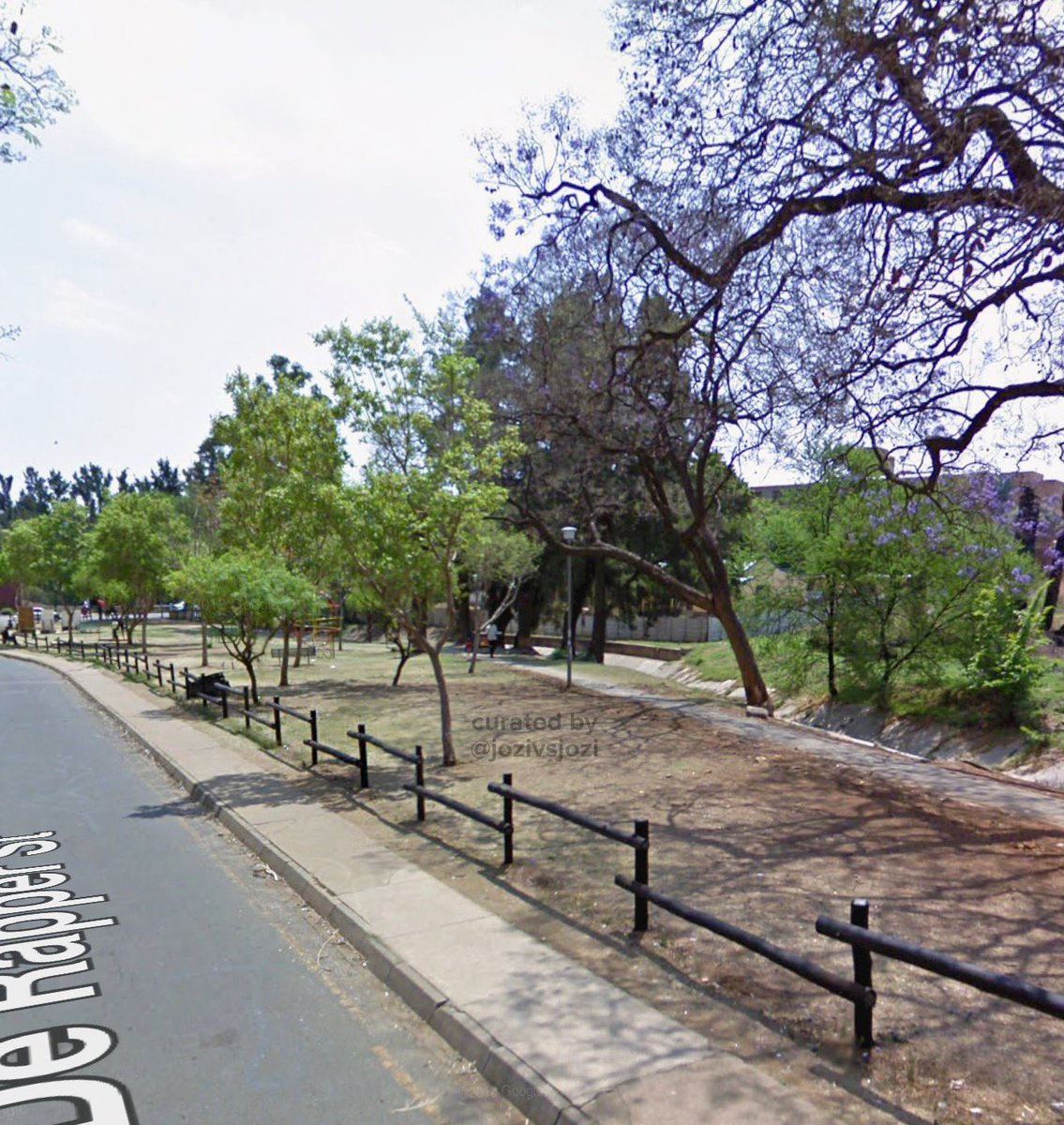 Conceptcowboy's tweet photo. Public Park. De Rapper Street. 
Pretoria, South Africa. 

2009 vs 2024. https://t.co/Tv9WHlalRX