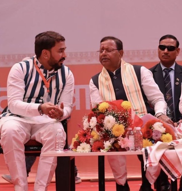 purusharth_bjp's tweet photo. हमारे यशस्वी एवं लोकप्रिय प्रदेश अध्यक्ष आदरणीय @mppchaudhary जी के कार्यक्रम को ऐतिहासिक बनाने के लिए पुरे गोरखपुर क्षेत्र युवा मोर्चा का टीम का बहुत बहुत आभार 💐🙏🏻 @BJYM4Gorakhpur #Youth4PankajChaudhary #BJYM @sunilbansalbjp @mppchaudhary @idharampalsingh @Tejasvi_Surya @Rohit_Chahal @PranshuDutt @bjpharshvardhan @ianubhavdwivedi @gnshuklabjp @sahjanandraibjp @BJYM @BJYM4UP @BJYM4Gorakhpur