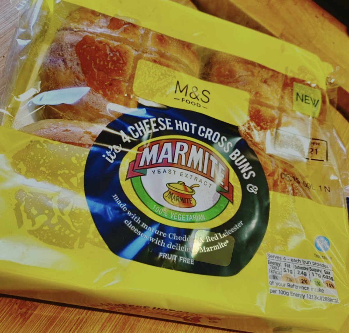 rowenasilver's tweet photo. @marksandspencer Here I am again. Begging... again. Every year! Pleeeeeeeeeeeeease can you bring these bad boys back?🙏🙏🙏🙏🙏🙏🙏🙏 https://t.co/ln95uf68ii
