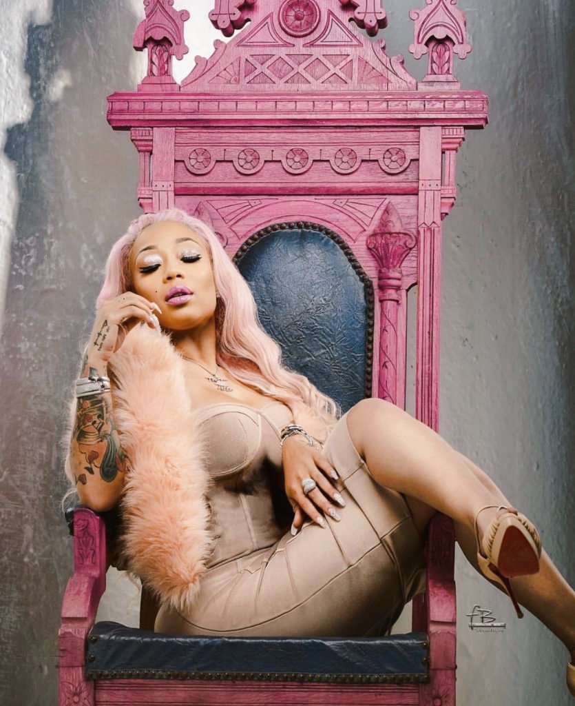 Iconic Divas tweet media