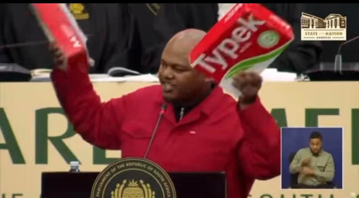 MphoDibakoane tweet media