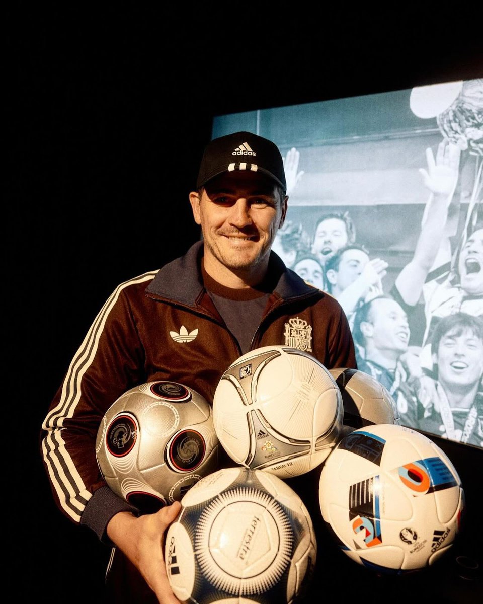 AlertaQro's tweet photo. ⚽️🏆#IkerCasillas dará conferencia gratuita en Querétaro: fecha, sede y cómo asistir 👇👀

🏃‍♂️‍➡️Será este próximo 4 de marzo en el marco del Día del Deporte de Indereq 2026. 

📌 Los detalles 👉 https://t.co/SvMmEsTYu9 https://t.co/rhQsZtk6NG