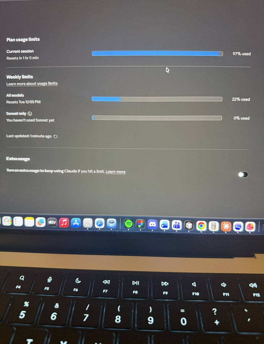 Emanuel Annvik tweet media