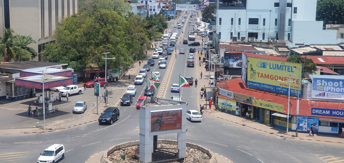 🚨 URGENT | Bujumbura : trois journalistes arrêtés lors de la visite de Hadja Lahbib

SOS Médias Burundi

Bujumbura, 18 février 2026 – Trois journalistes, burundais et étrangers, qui accompagnaient Hadja Lahbib, Commissaire européenne chargée de l’Égalité, de la Préparation et de