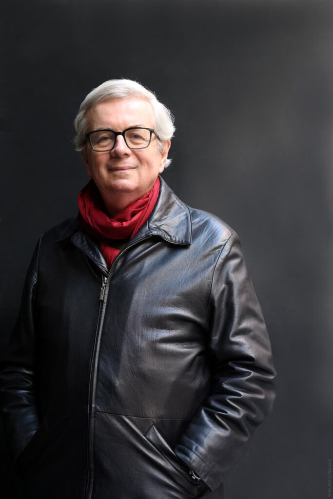 ¡Atención, #TresCantos! Ger Groot, autor de “La emancipación del yo. Historia cultural del pensamiento moderno” ofrecerá el próximo martes 24 de febrero, a las 19:00, una conferencia en la Biblioteca Municipal Lope de Vega, en el marco del Taller de Pensamiento Filosófico.