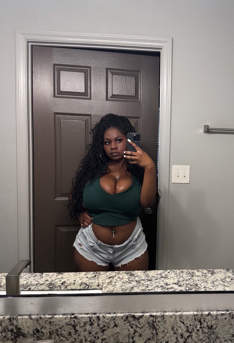 jayana 🏄🏾♀️ tweet media