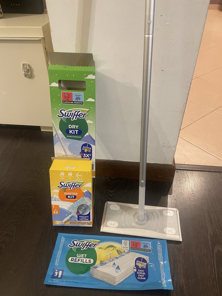 lafrancype's tweet photo. Oggi si pulisce 🤪🤪🤪 @PGPerte! @Swiffer @Swiffer_Italia https://t.co/V329X9wyDq