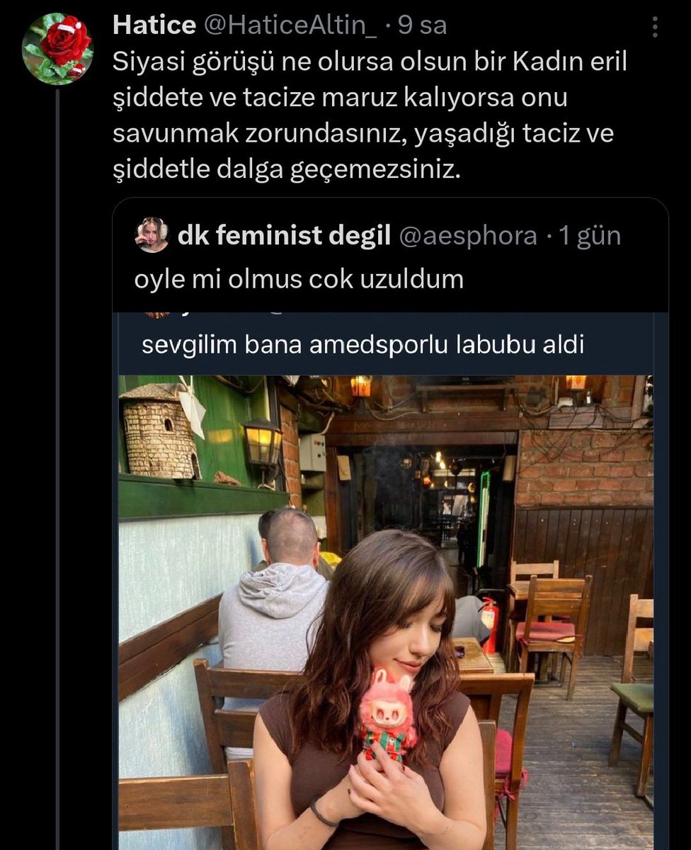 ya sikerim sizin feminizm adı altında otu boku savunma merakınızı sik sik işlerle uğraşiyorsunuz başlicam aq her kadını savunmuyorum kardeşim ülkemi bölme hayali varsa savunmuyorum çıkarın pembe gözlüklerinizi