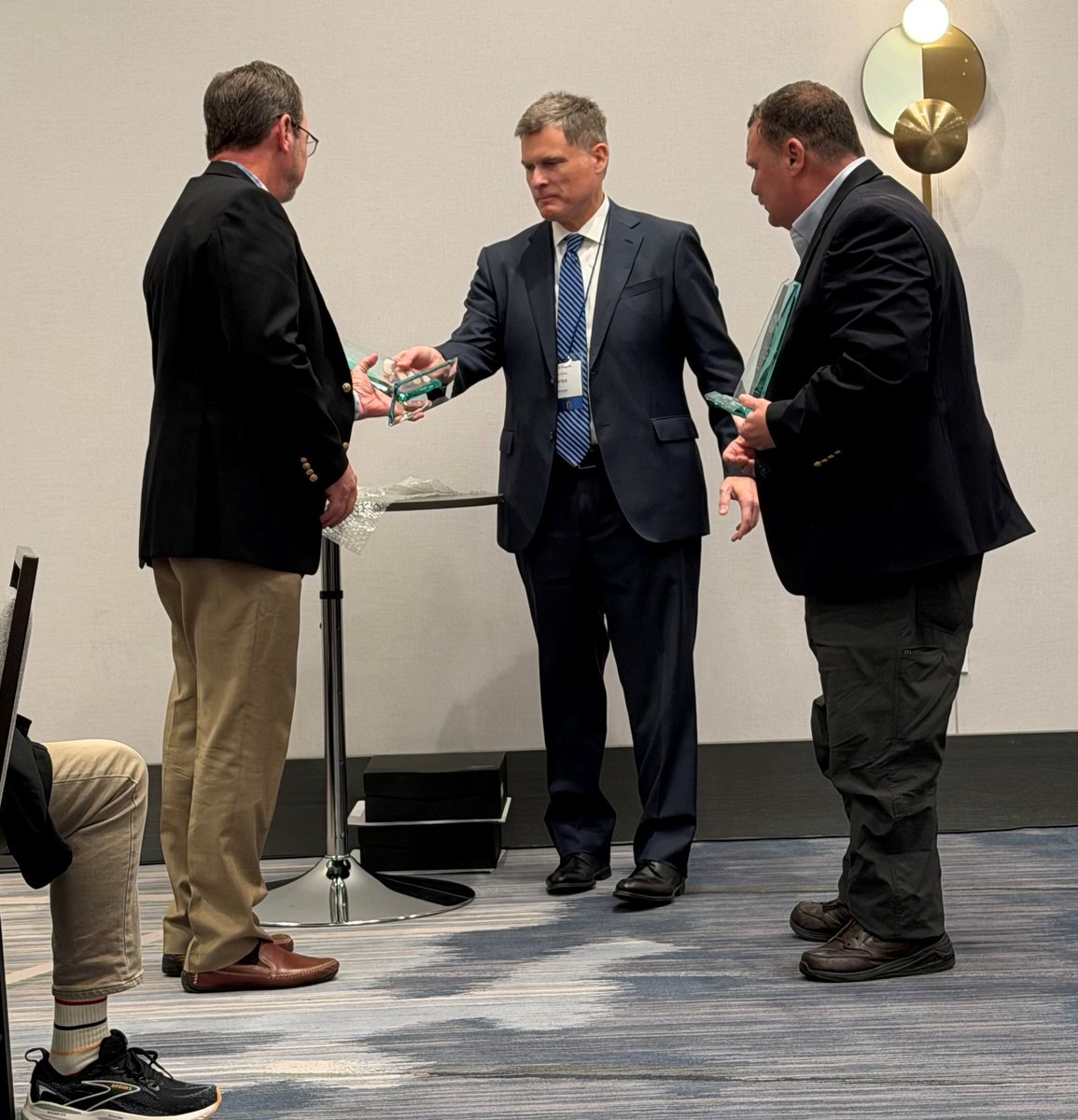 4dca_flcourts's tweet photo. Congratulations to @4dca_flcourts Judge Jonathan Gerber and @1dca_flcourts Judge Clay Roberts for receiving the 2026 Chief Justice Award for Judicial Excellence at the District Court of Appeal Conference — well deserved! https://t.co/Ae3PpuAI90