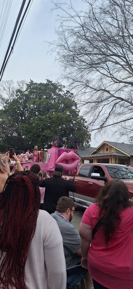 itskiyo's tweet photo. Spanish town parade @TheCityofBR https://t.co/xXFSEDFZvZ