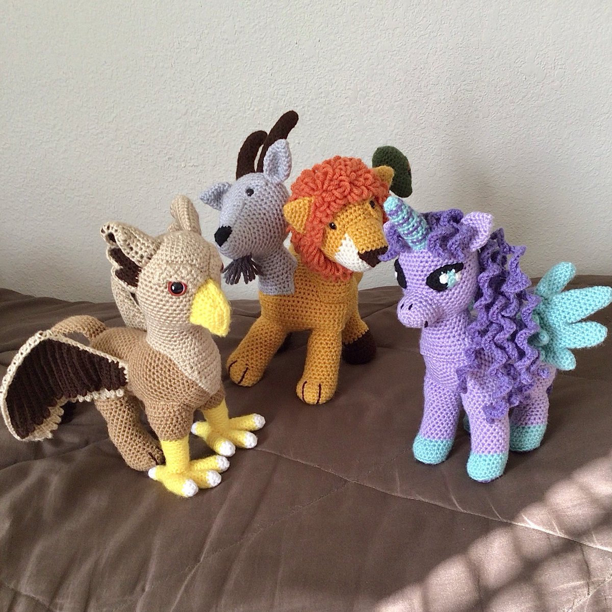 JBcrochetwizard's tweet photo. Learn how to crochet these legendary Greek mythology creatures of a Unicorn Pegasus, Griffin and Chimera!
#mythicalcreatures #crochetpattern #amigurumi #diycrafts

Etsy:  https://t.co/UBBDcdqlfJ

Ravelry:  https://t.co/lvABvmzo0v https://t.co/fi1URtB5J5