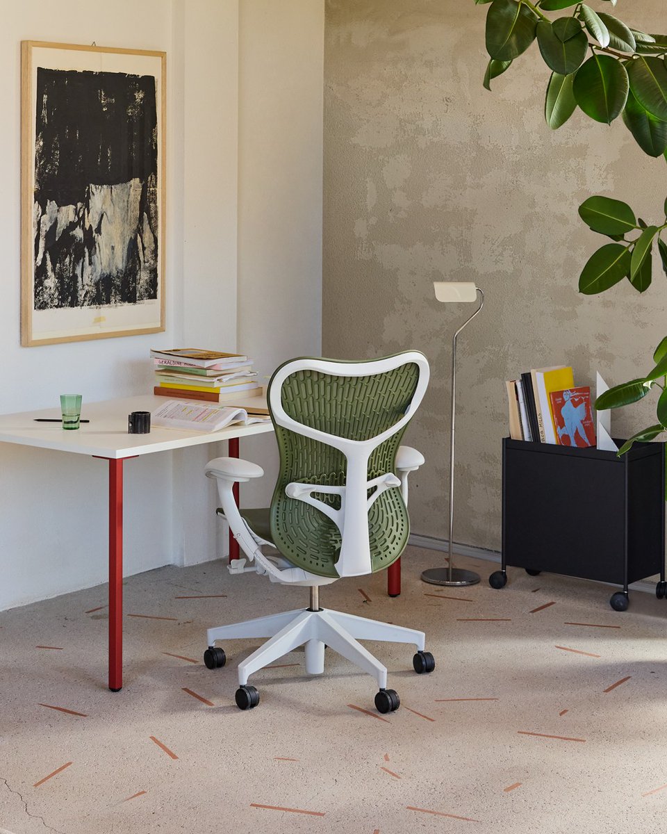 BenharOffice's tweet photo. All of Herman Miller's chairs are designed to empower the body, meaning that you’ll stay comfortable whatever you plan to do. 

You’ll be happier in a Herman Miller.

https://t.co/e7LtqeX6Qk https://t.co/qNpkujnAFx