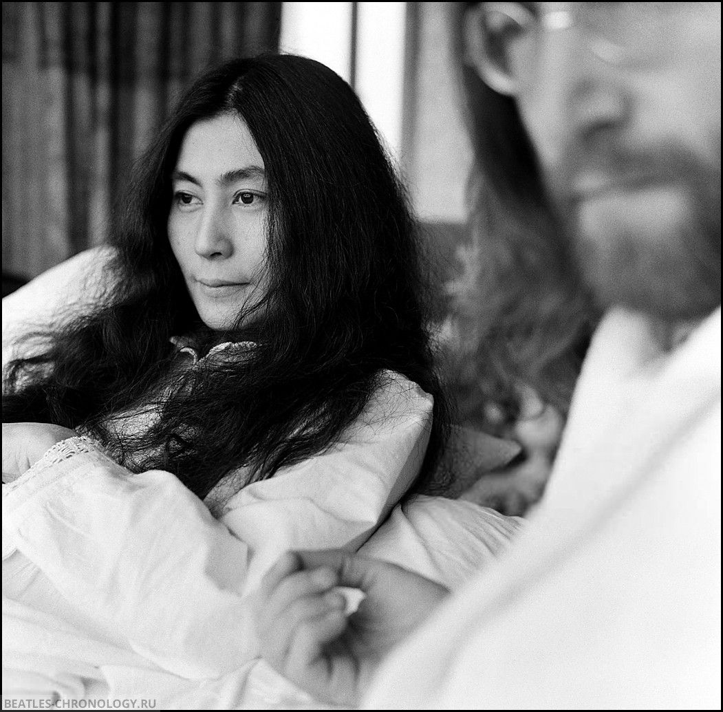 Grand_Ennui's tweet photo. obsessed with how shes serving face in every picture #moggingeveryone https://t.co/ujwd4VFgwA