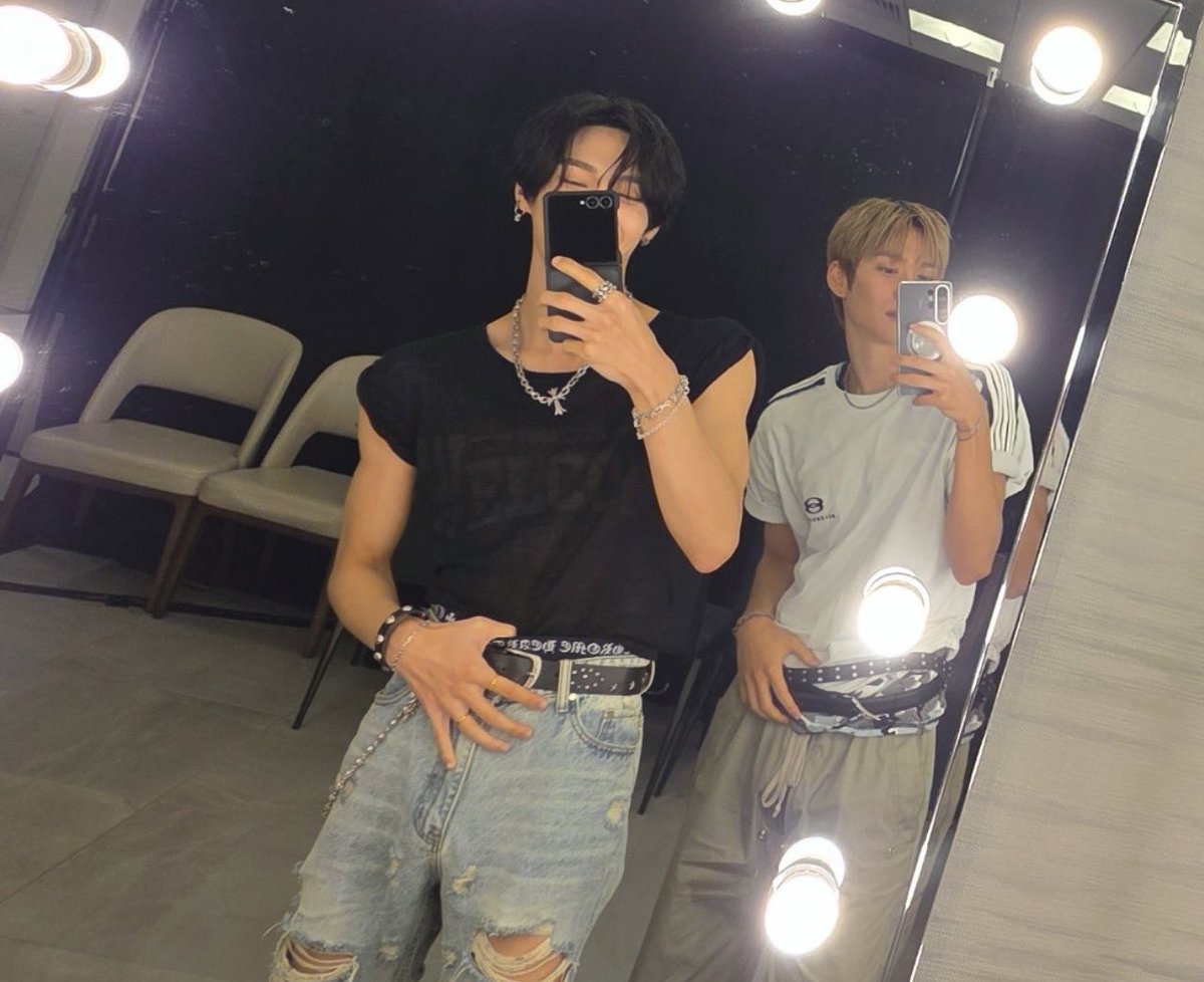 เจนนิเฟ่อ tweet media