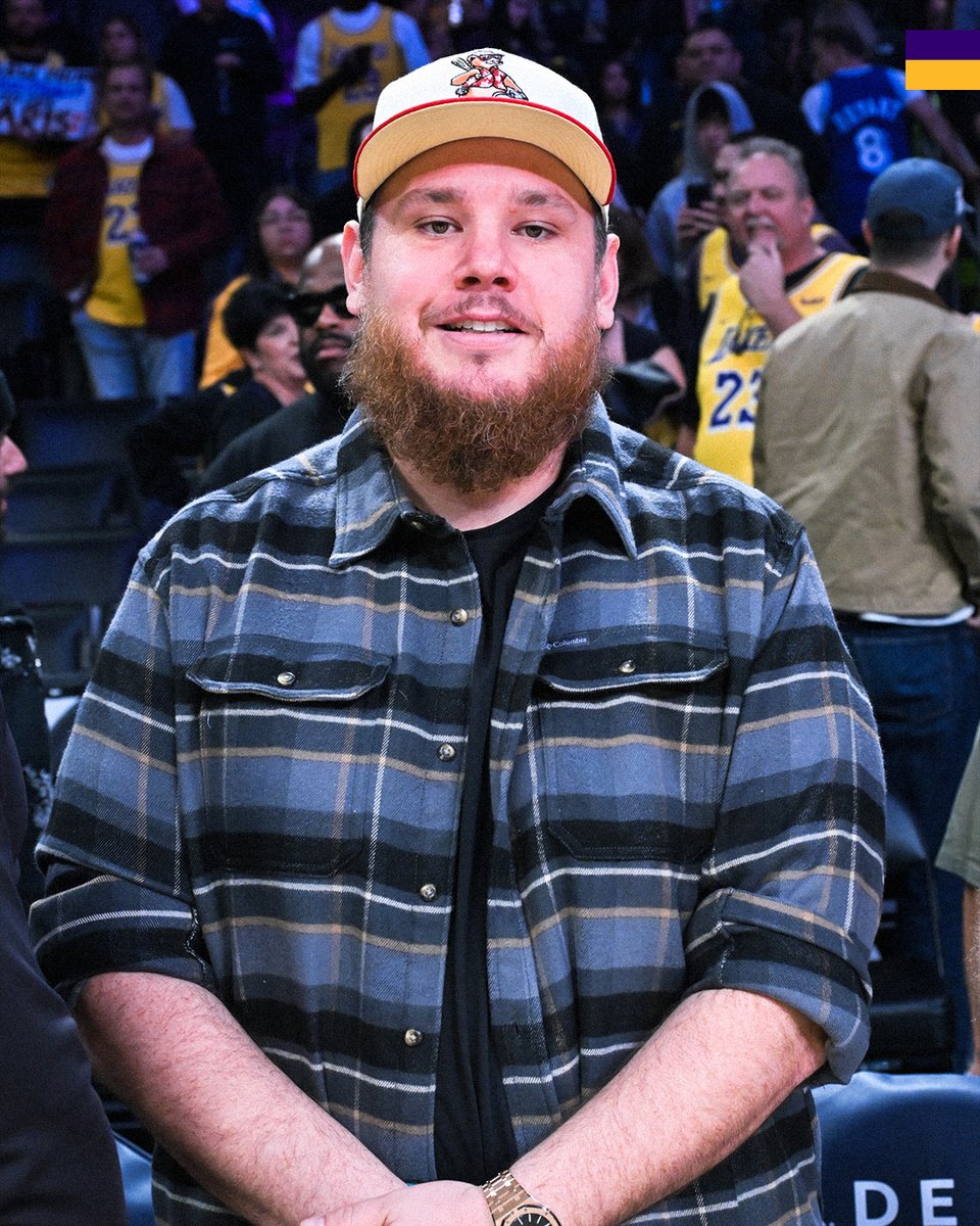 Los Angeles Lakers (@lakers) on Twitter photo 