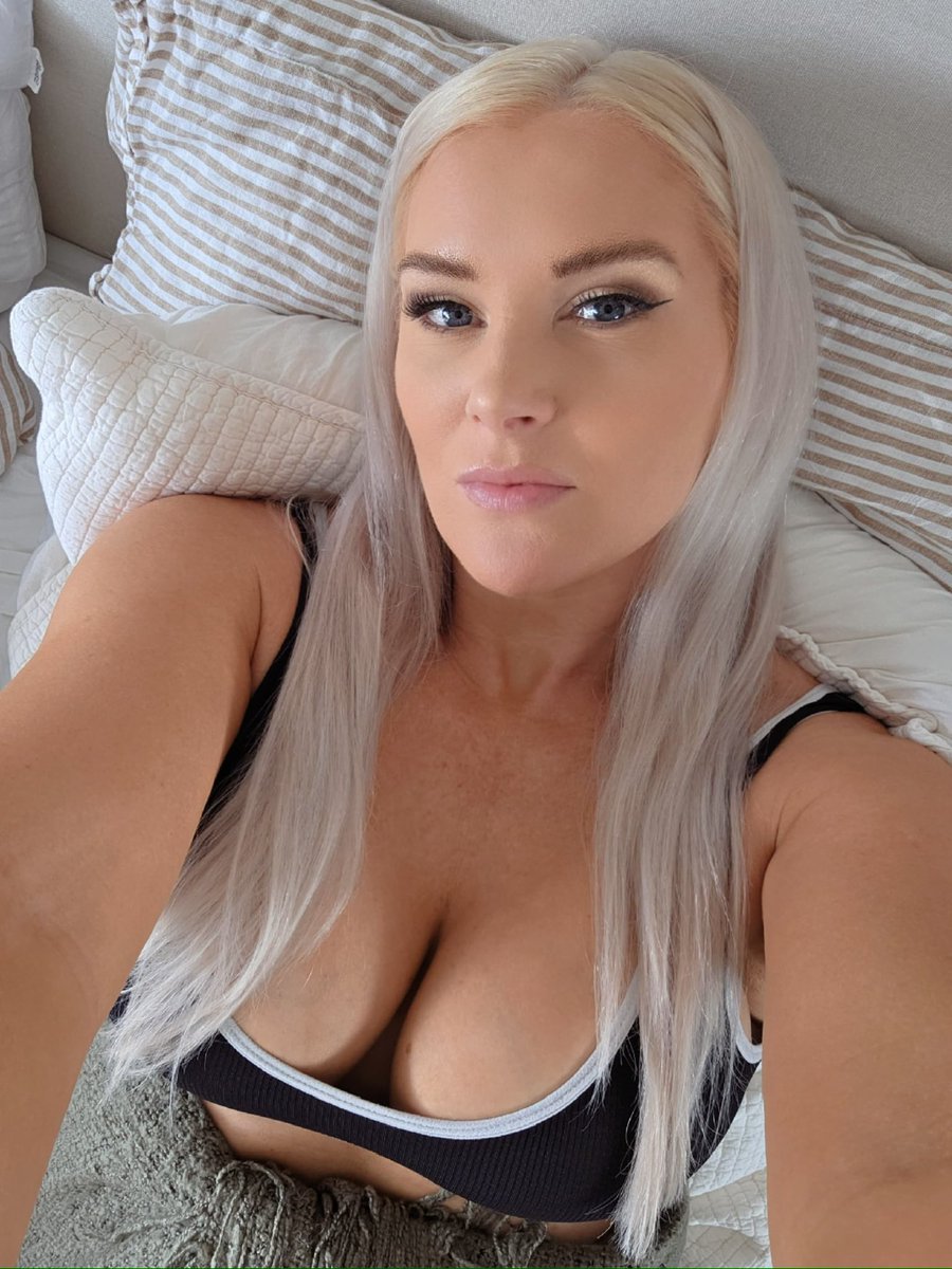 Macey Estrella tweet media